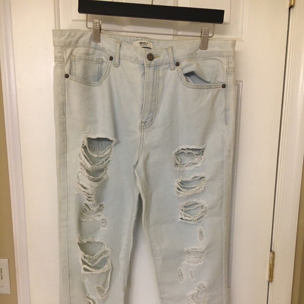 Forever 21 Distressed Boyfriend Jeans